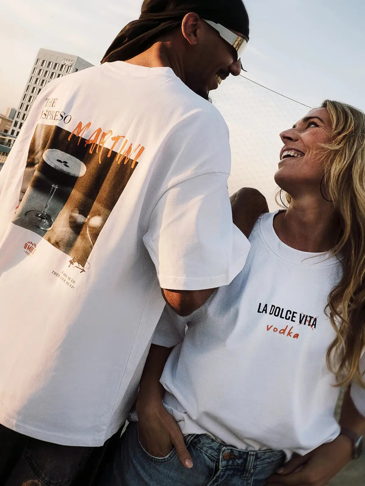 Oversized Shirt im Espresso Martini Design