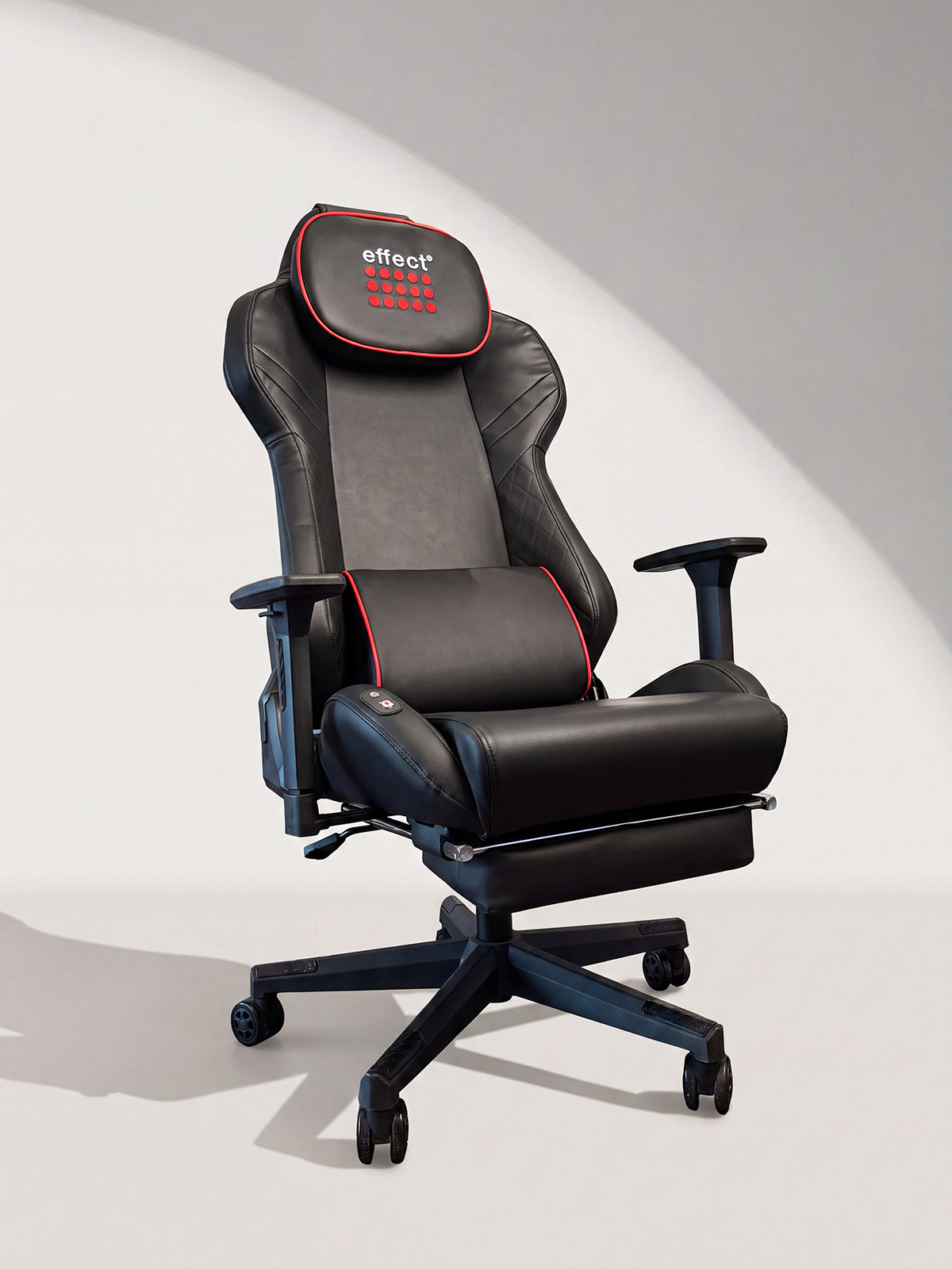 effect® Gaming Chair Massage-Gamingstuhl Schwarz mit roten Akzenten und ausklappbarer Fußstütze